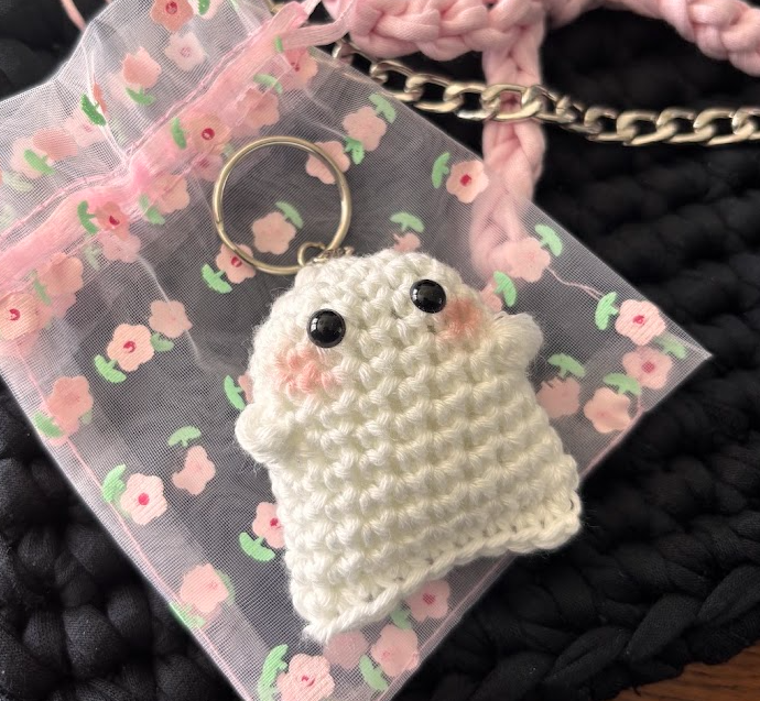 Porte-clés "BOO"- Fantôme phosphorescent au crochet