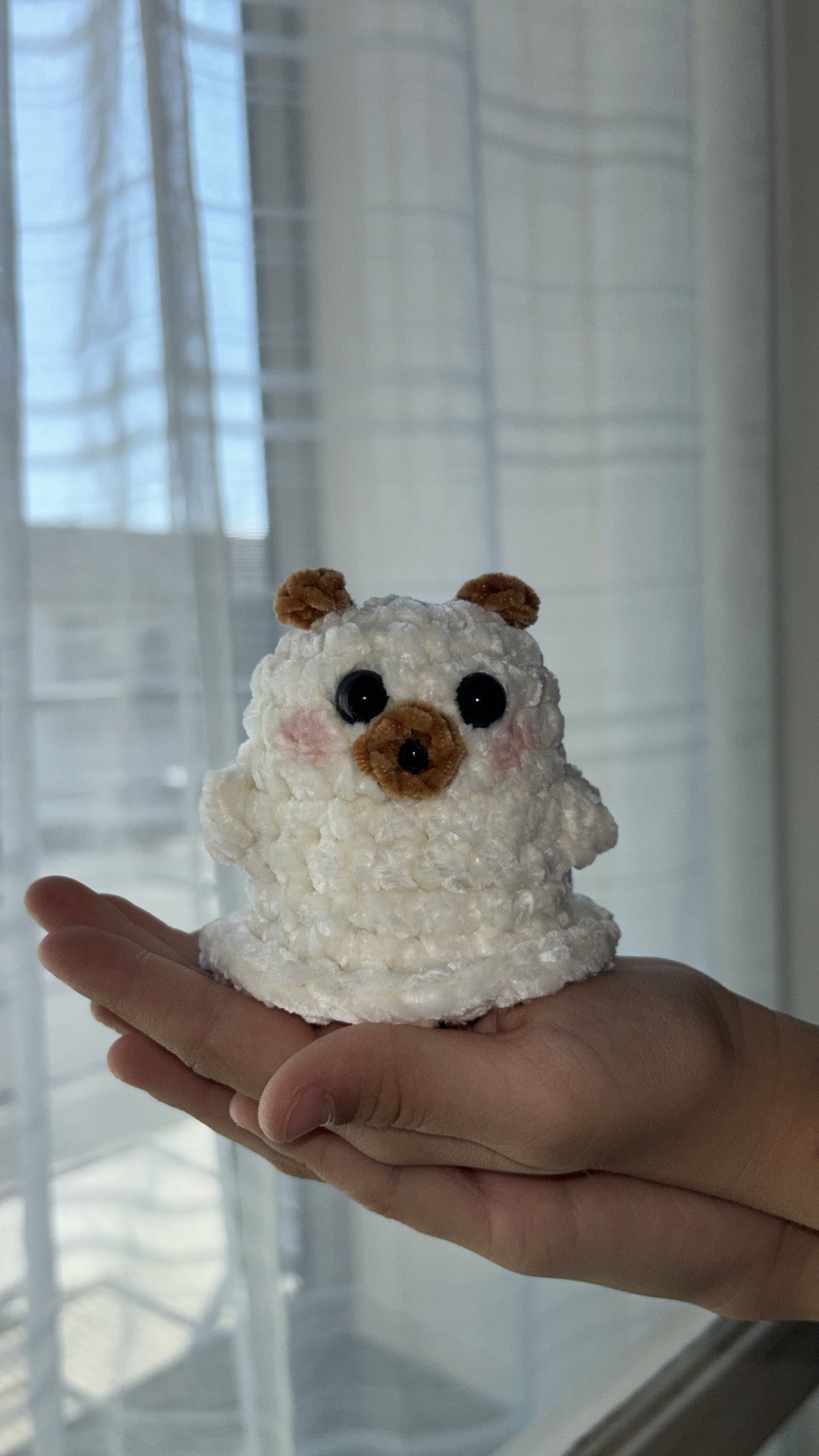 Le petit ours fantôme (Amigurumi)